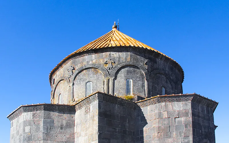 kars kümbet camii