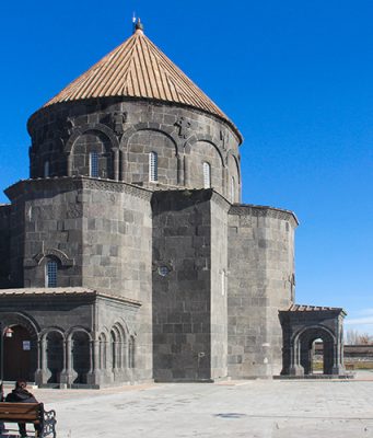 Doğu’nun Ayasofyası: Kümbet Camii (Havariler Kilisesi), Kars kümbet camii