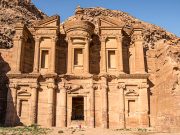 Kayalara Oyulmuş Tapınak: El-Deir Manastırı, Petra   petra monastry