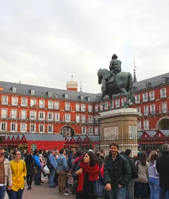 Madrid’in Kalbi: Plaza Mayor de Madrid Plaza Mayor Madrid