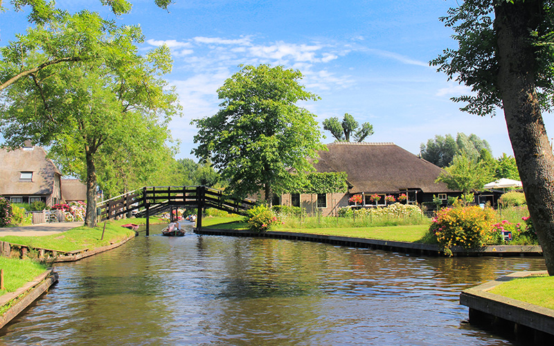 giethoorn nasıl gidilir