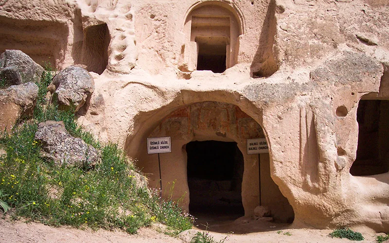 Üzümlü Kilise, Zelve