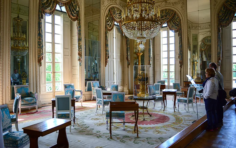 versay sarayı içerisi