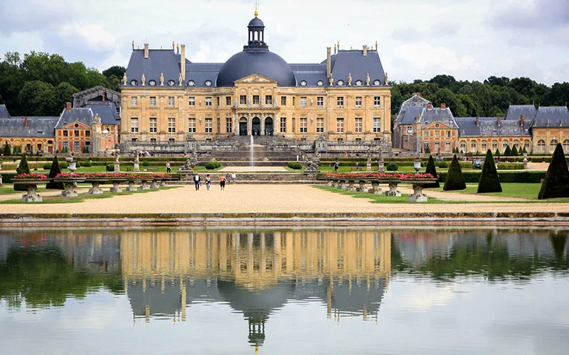 versay sarayı kısa bilgi