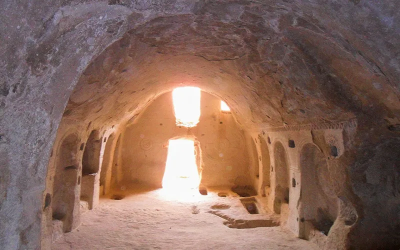 zelve kutsal haç kilisesi