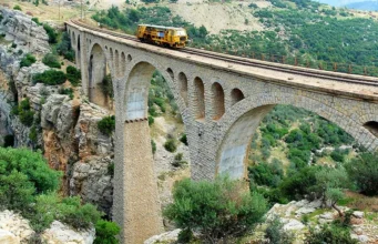 Varda Köprüsü: Adana’nın Tarihi Mühendislik Harikası Varda Köprüsü