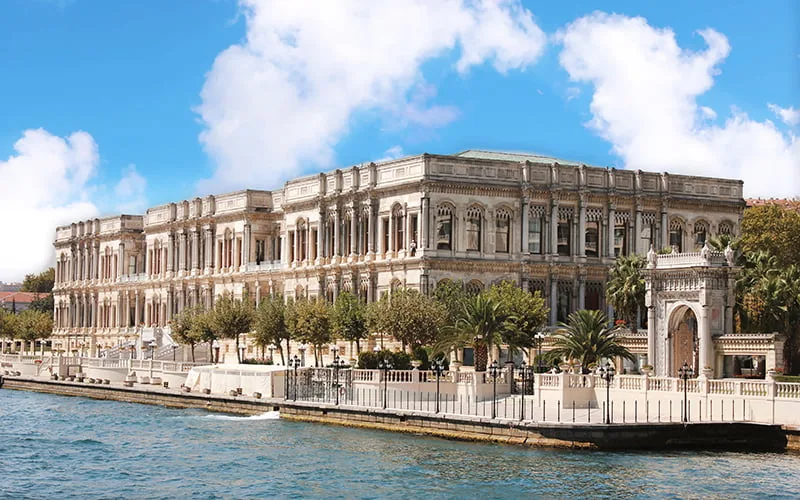 çırağan sarayı
