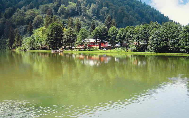 Borçka Karagöl Tabiat Parkı