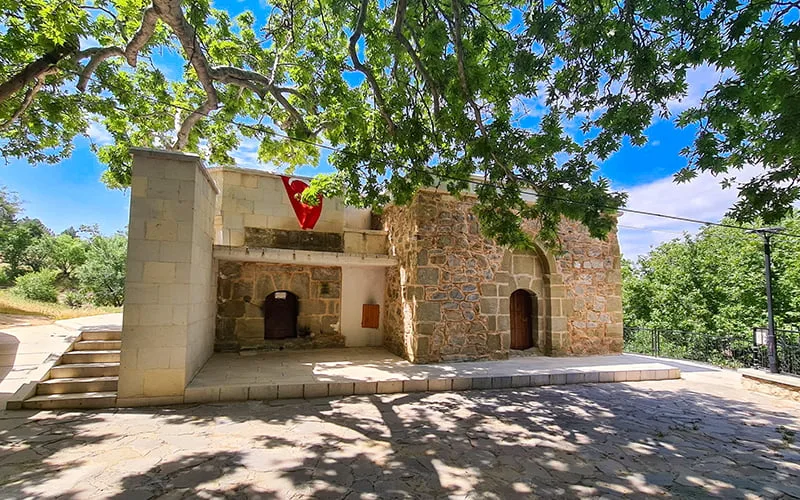 Fatih Ahmet Baba Türbesi