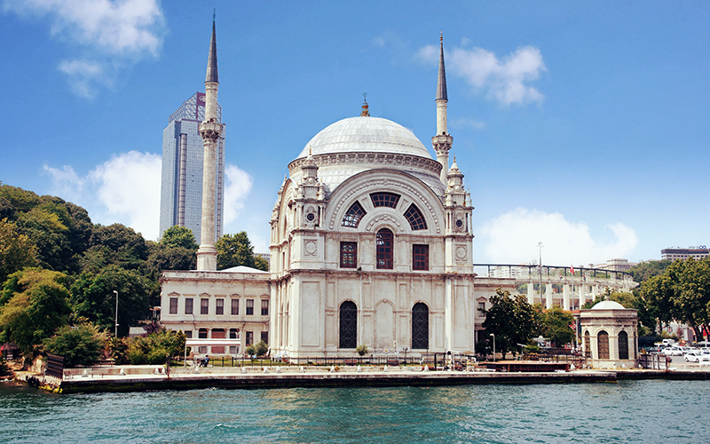 Dolmabahçe Camii