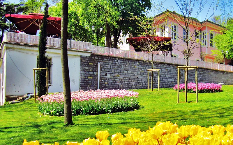 Emirgan Korusu Pembe Köşk