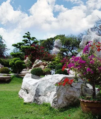 Million Years Stone Park ve Pattaya Timsah Çiftliği Million Years Stone Park