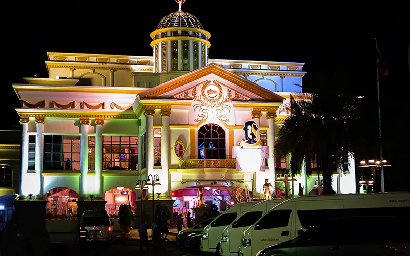 Tiffanys Show giriş ücreti