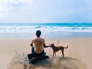 Yalnız Seyahat Etmek yalnız seyahat