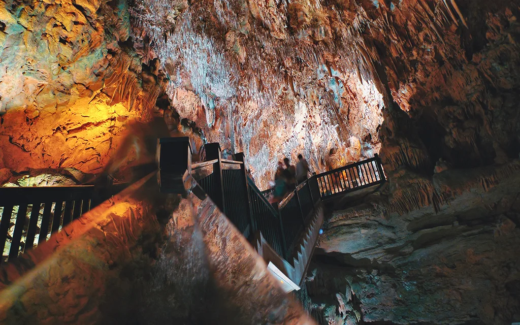 Damlataş Mağarası