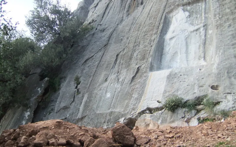 Hitit Karabel Anıtı