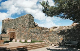 Nenehatun Milli Parkı