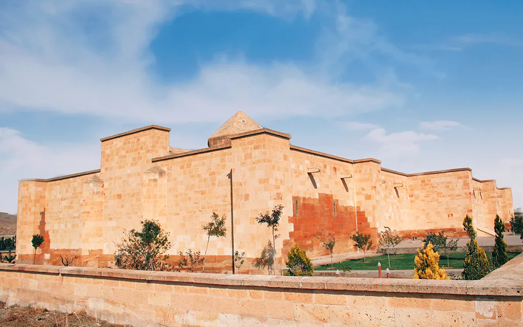 Sarıhan Kervansarayı