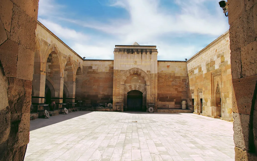 saruhan kervansarayı