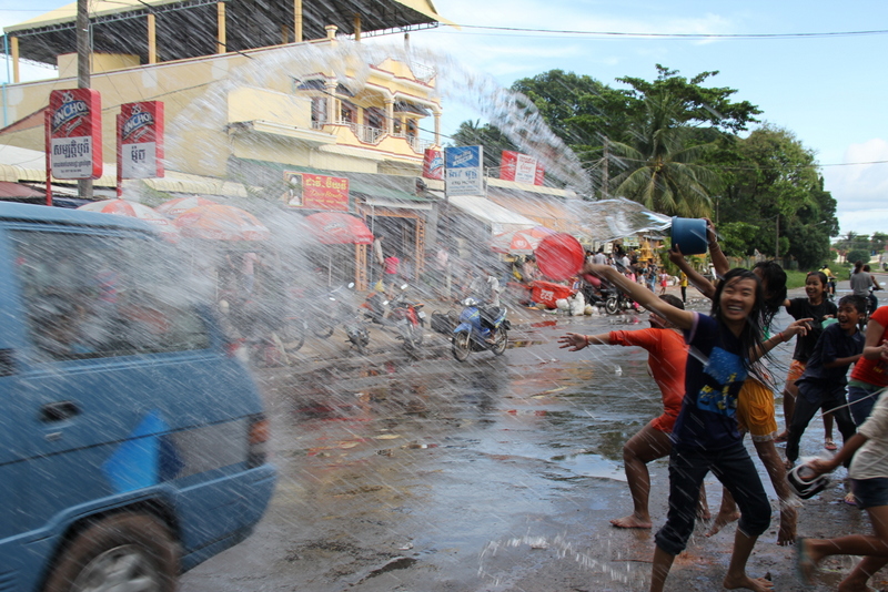 Songkran Festivali