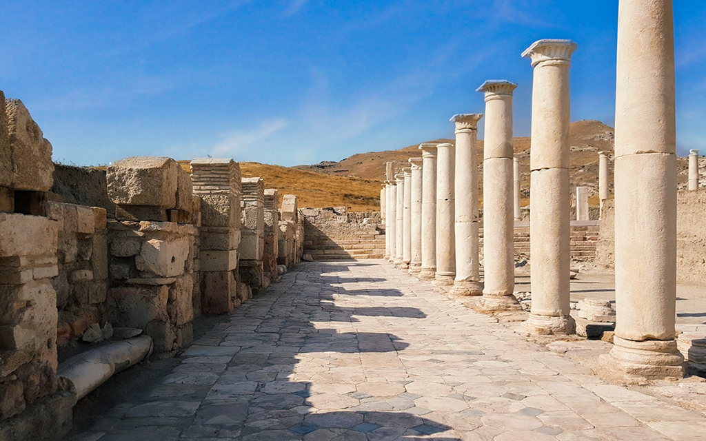 Tripolis Antik Kenti sütunlu cadde