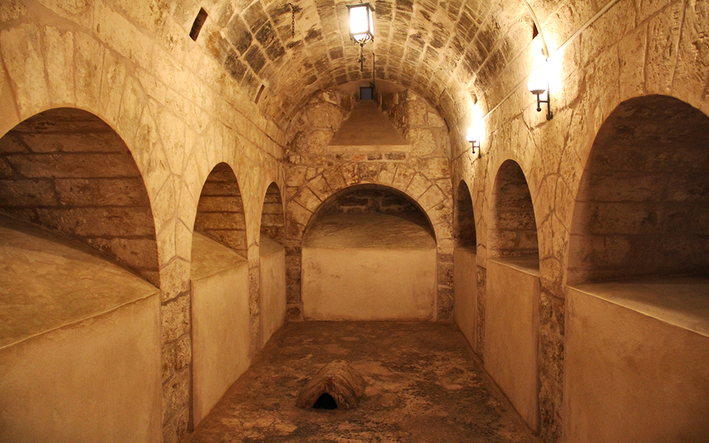 Azizler Evi, Mor gabriel Manastırı