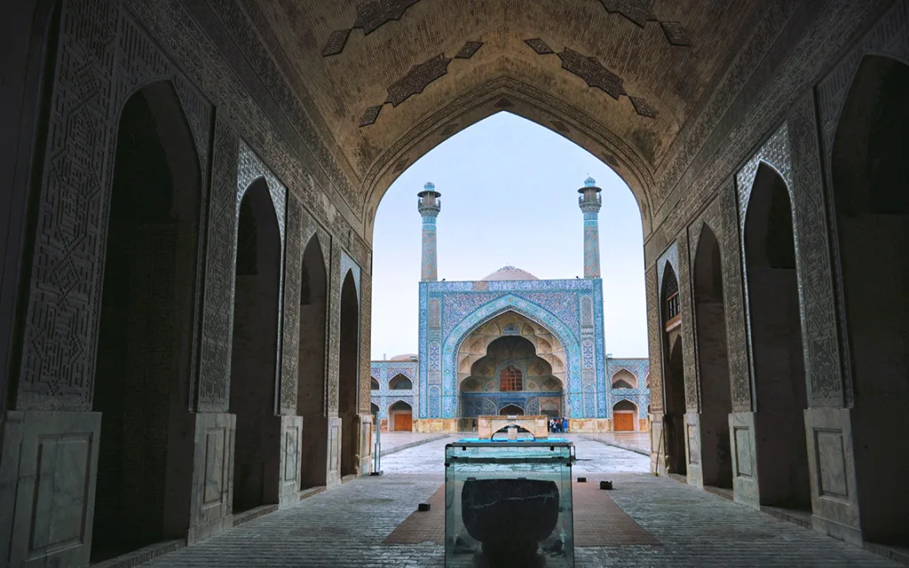 isfahan cuma camii