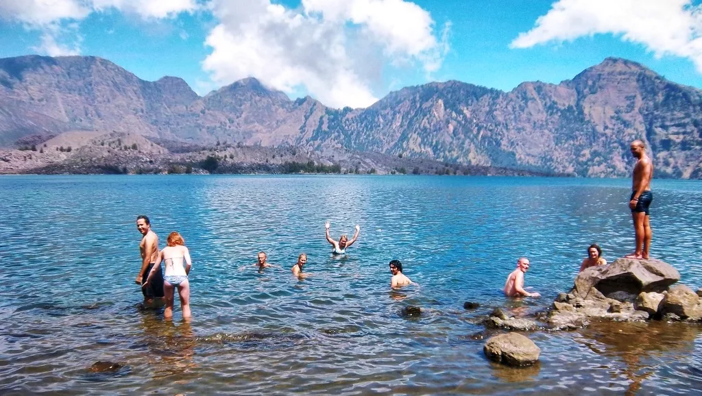 Mount Rinjani Krater Gölü