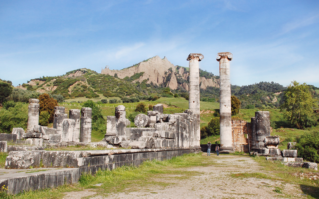 sardes artemis tapınağı