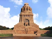 Uluslar Muharebesi Anıtı