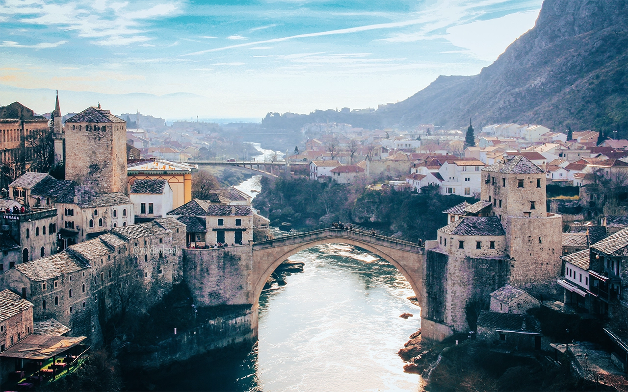 Mostar Köprüsü