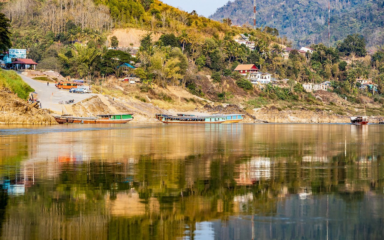 Pakbeng Kasabası, Laos