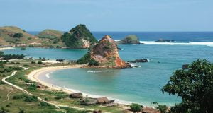 Sörf Cenneti: Kuta, Lombok kuta lombok gezilecek yerler