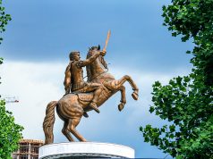 Üsküp Gezi Rehberi   Makedonya Meydanı