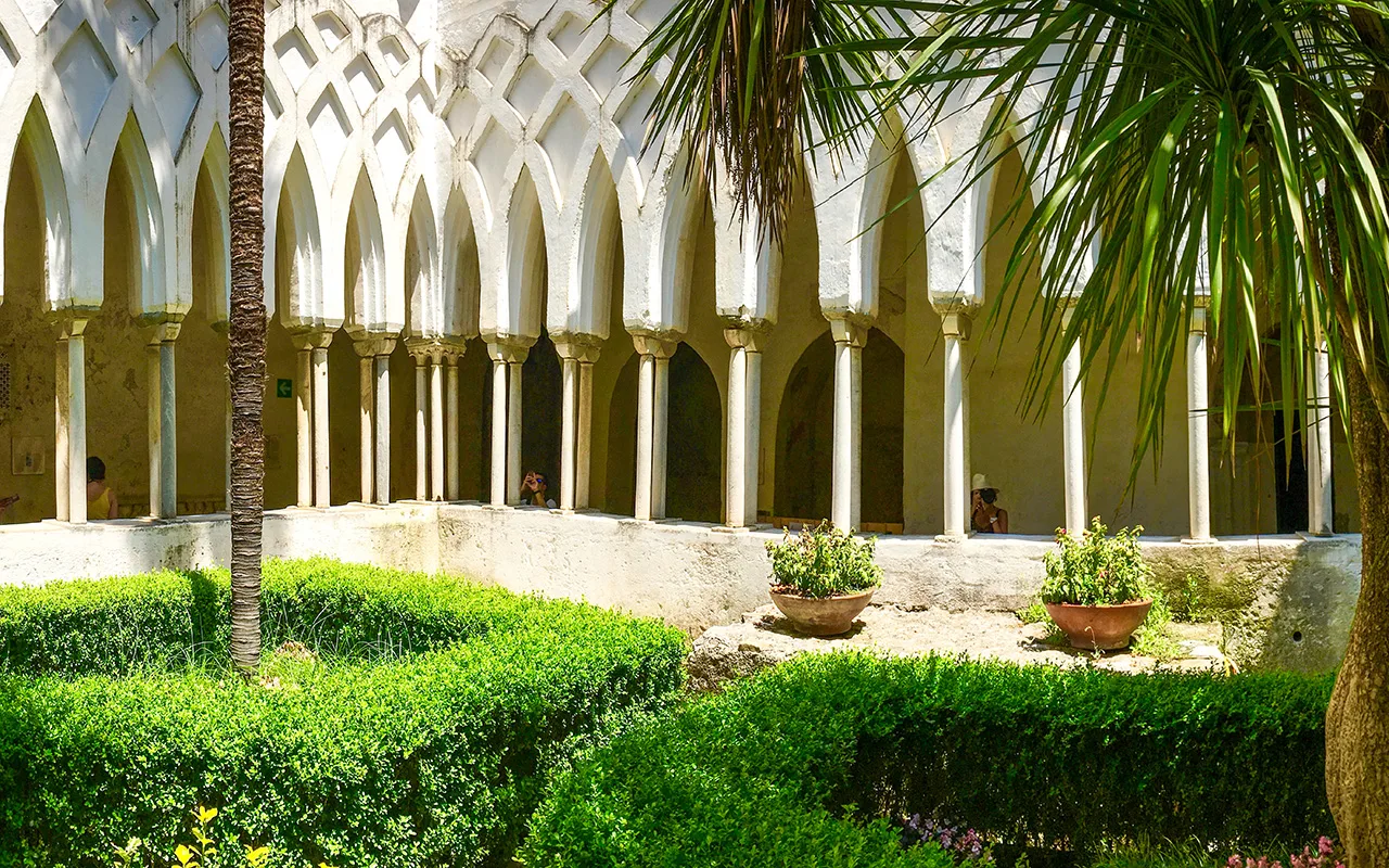 Amalfi görülecek yerler