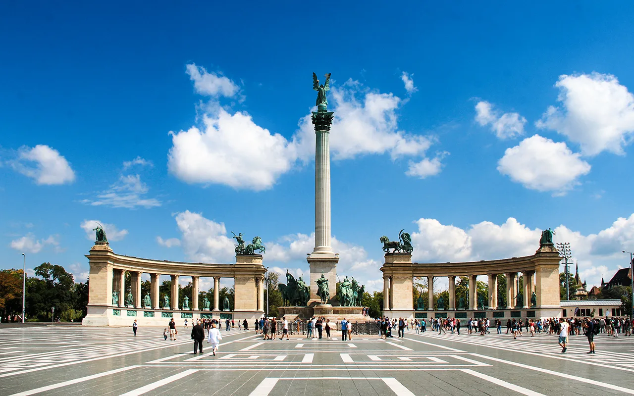 Budapeşte Kahramanlar Meydanı