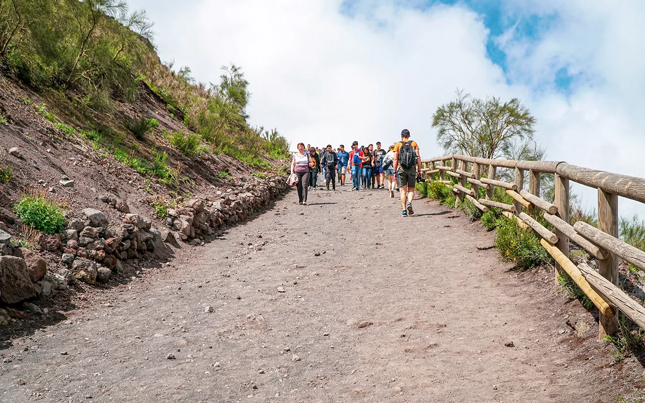 Vezüv nasıl gidilir