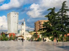 Tiran Gezi Rehberi Tiran