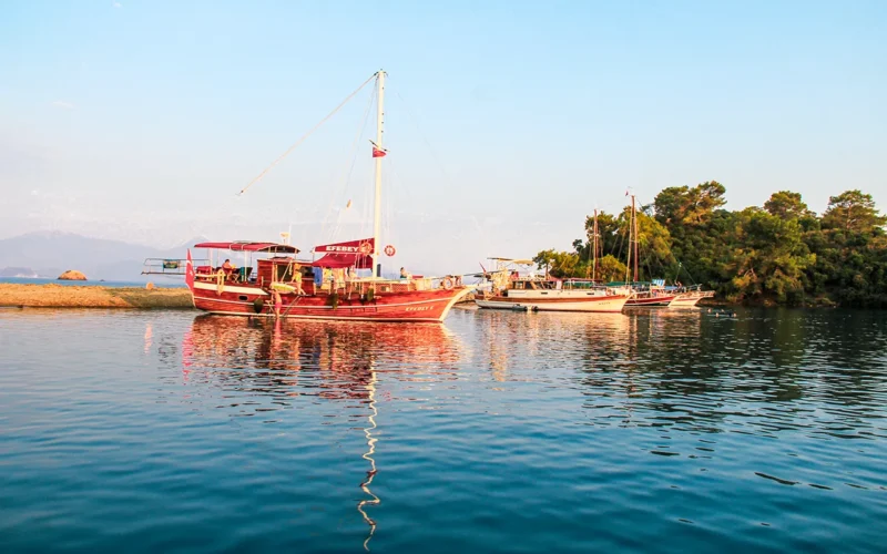 Fethiye Çevresinde Gezilecek Yerler: Yakın Rotalar ve Gizli Duraklar