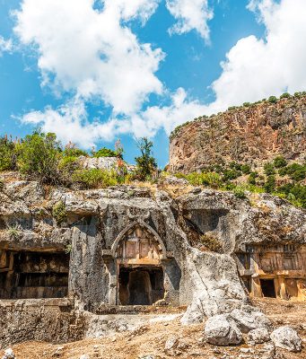 Likya Uygarlığının Önemli Kentlerinden Pınara Antik Kenti Pınara Antik Kenti