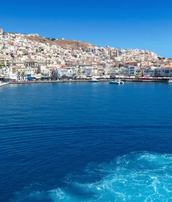 Ios Adası Gezi Rehberi: Plajlar, Gece Hayatı ve Sakin Köyler Ios Adası