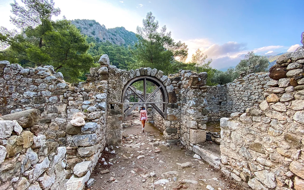 Olympos Antik Kenti