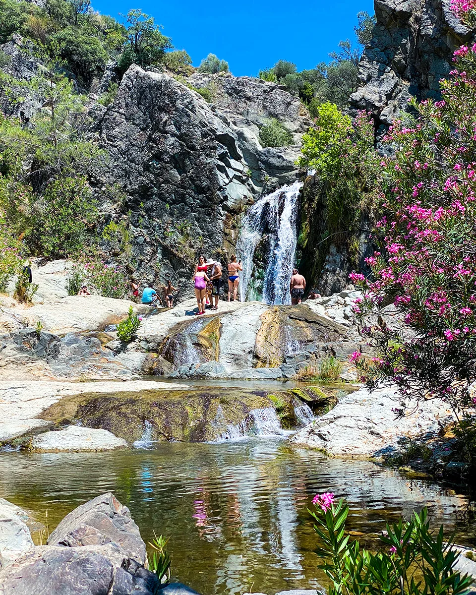 Aşıklar Şelalesi, Dikili