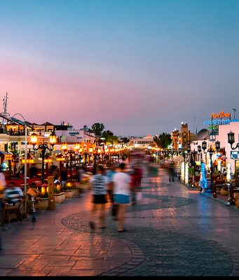 Şarm El Şeyh Gece Hayatı: Barlar, Kulüpler ve Canlı Eğlence Rehberi Şarm El Şeyh gece hayatı