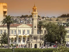 İzmir Konak Saat Kulesi ve Kordon gün batımı