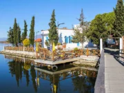 Yüzen Manastır: Yunanistan’ın Suda Yüzen Manastırı Agios Nikolaos Kilisesi