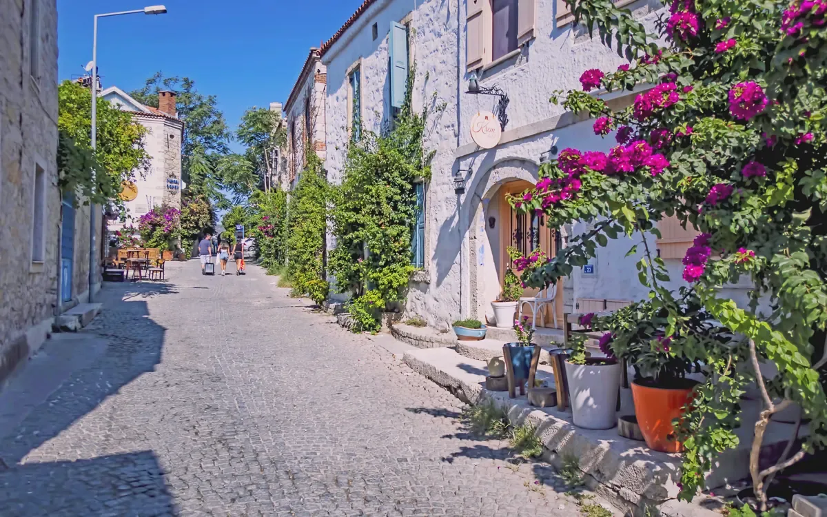 Alaçatı Sokakları