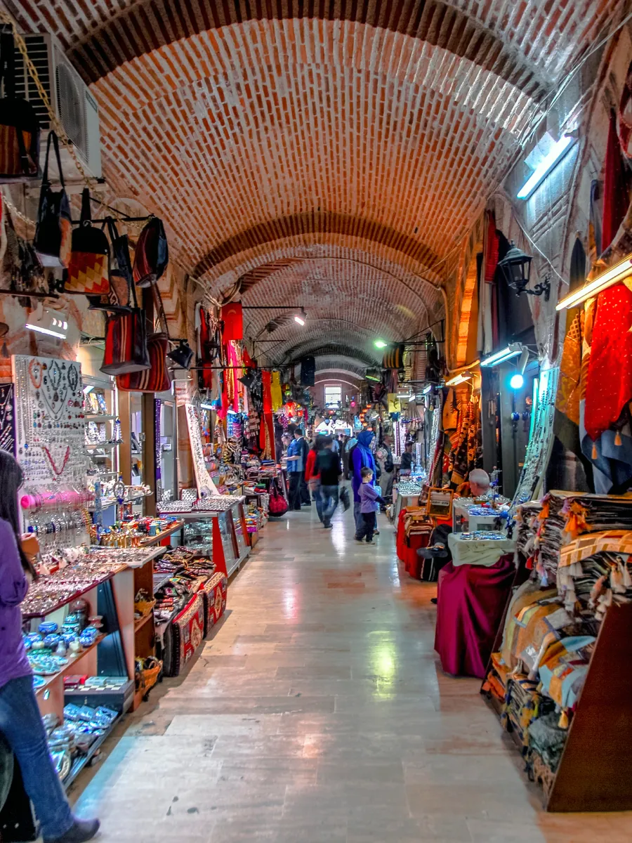 Kızlarağası Hanı içerisi