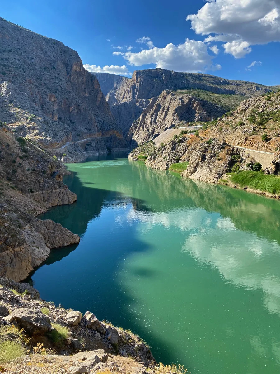 Karanlık Kanyon